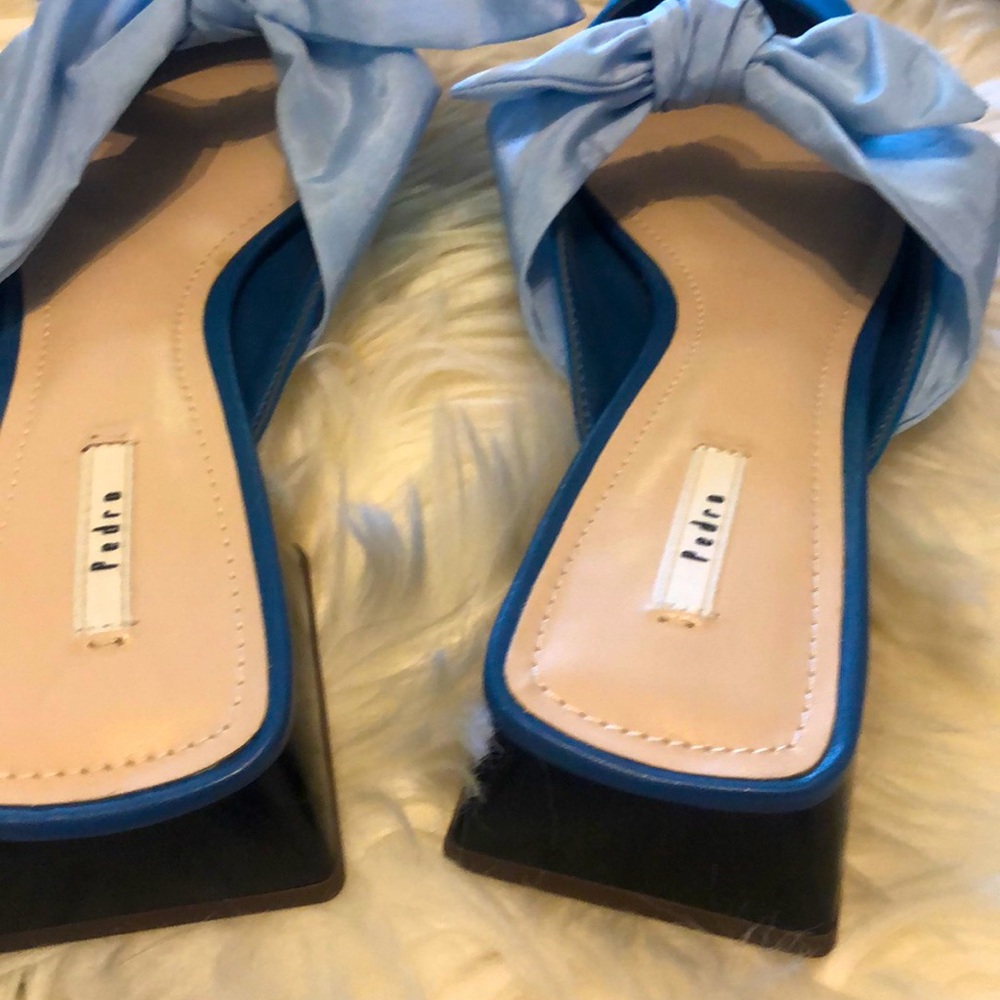 Flats/ Mule from Pedro. I bought it in Singapore. - Picture 6 of 7